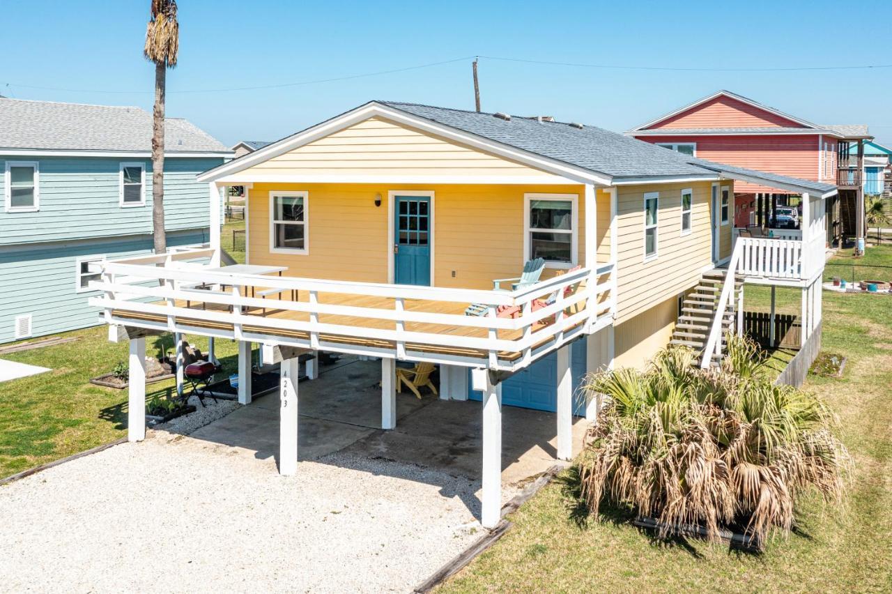 Sunny Daze Walk To Beach 2 Decks Pet Friendly Has A Mini Bar Galveston Exteriér fotografie